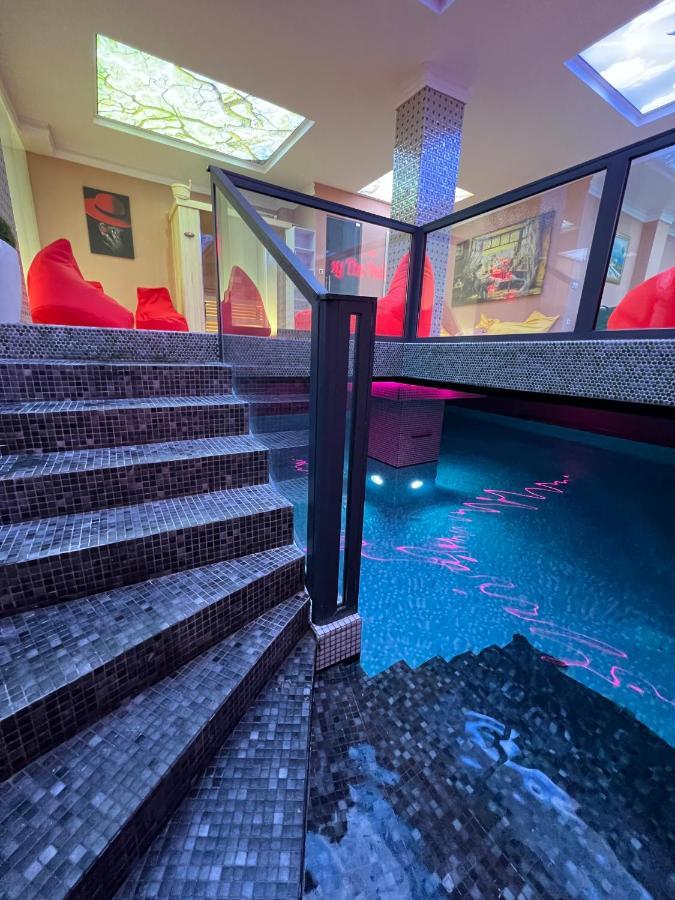 Hotel Sara & Spa Пристина Екстериор снимка