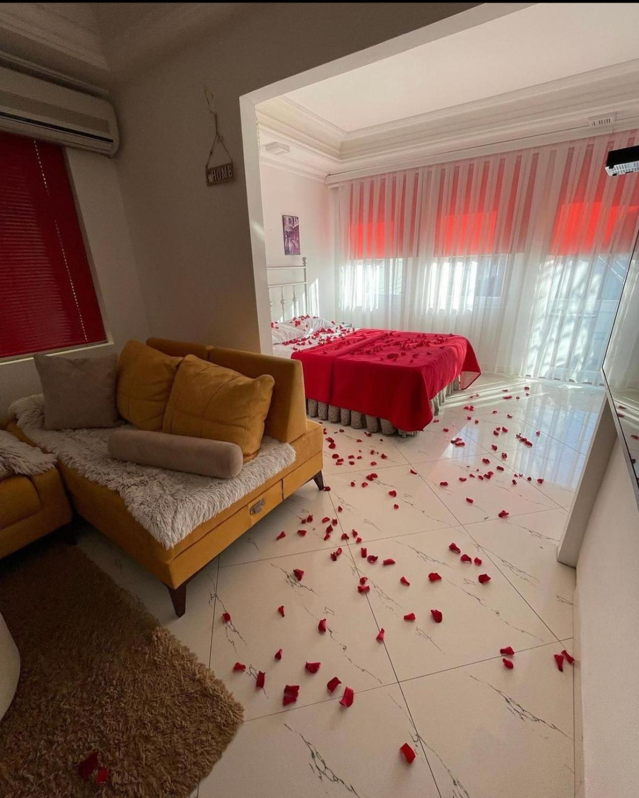 Hotel Sara & Spa Пристина Екстериор снимка